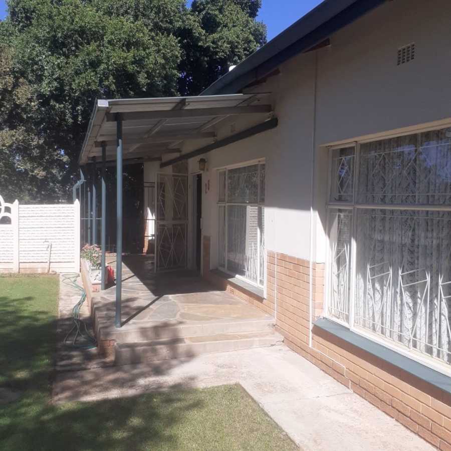 4 Bedroom Property for Sale in Hennenman Free State